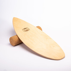 Manufacturer's Customizable Fish-Shaped Curved Balance Board, Wooden Fitness Board, Ski Yoga Training Balance Board, Curved Board