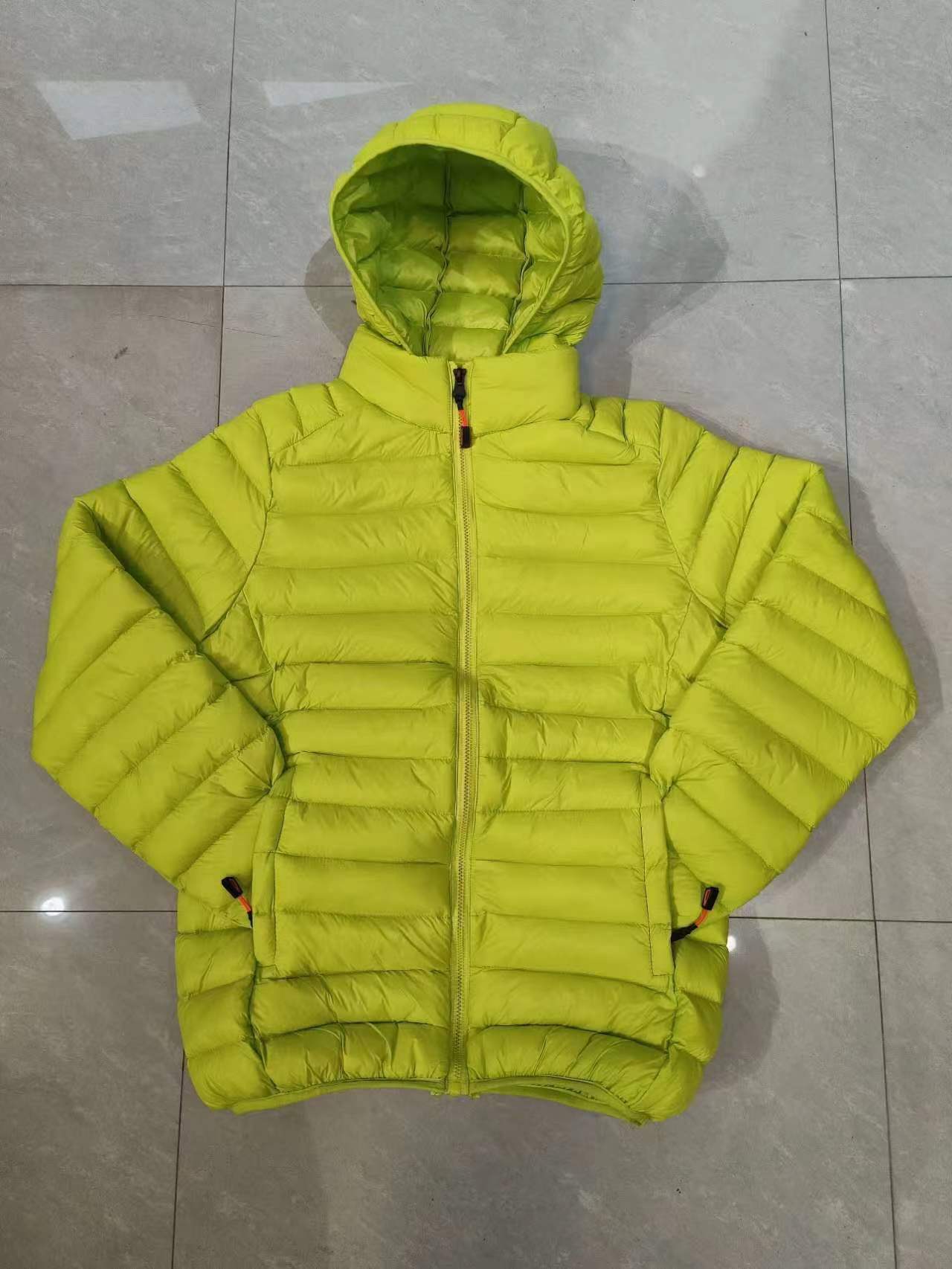 Abrigo acolchado de algodón casual de invierno de moda simple desmontable con capucha multicolor abrigo acolchado de algodón de los hombres abrigo acolchado de algodón cálido abrigo casual