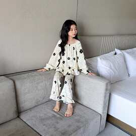 女童金丝绒睡衣春秋新款长袖长裤家居服套装可爱印花中大童两件套