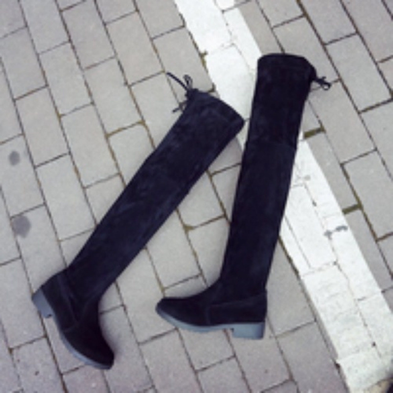 Demi-season high boots