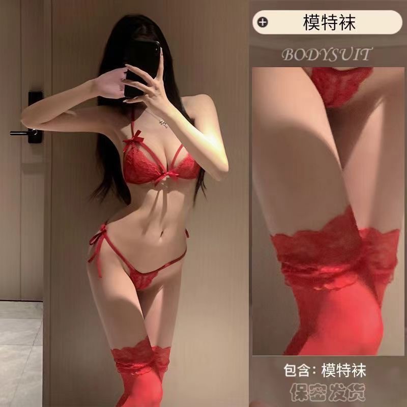 레드 + 레드 스타킹