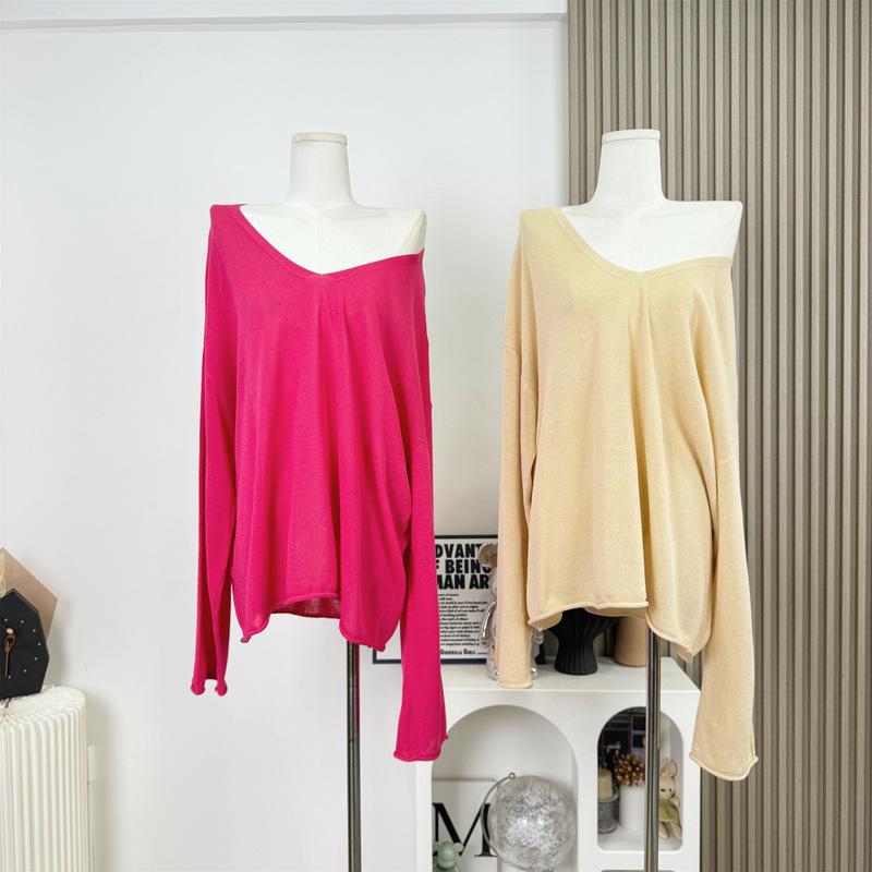 Casual and Beautiful V-Neck Asymmetrical Shoulder 2-Way Long-Sleeve Knit Tencel Linen Blend Loose Top Casual and Beautiful V-Neck Asymmetrical Shoulder 2-Way Long-Sleeve Knit Tencel Linen Blend Loose Top