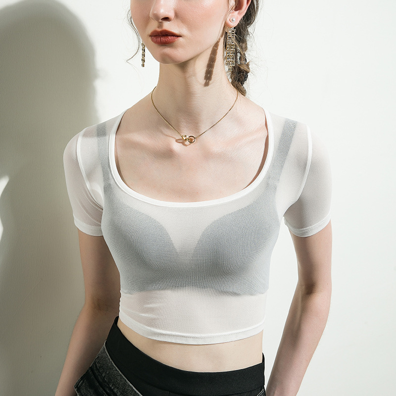 흰색 단층 짧은 소매