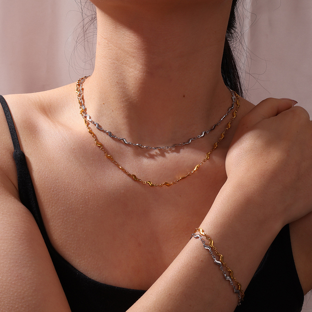 INS viento acero inoxidable simple titanio acero 18 quilates pequeños pimientos rurales ola estilo explosivo transfronterizo conjunto de joyas anti-color