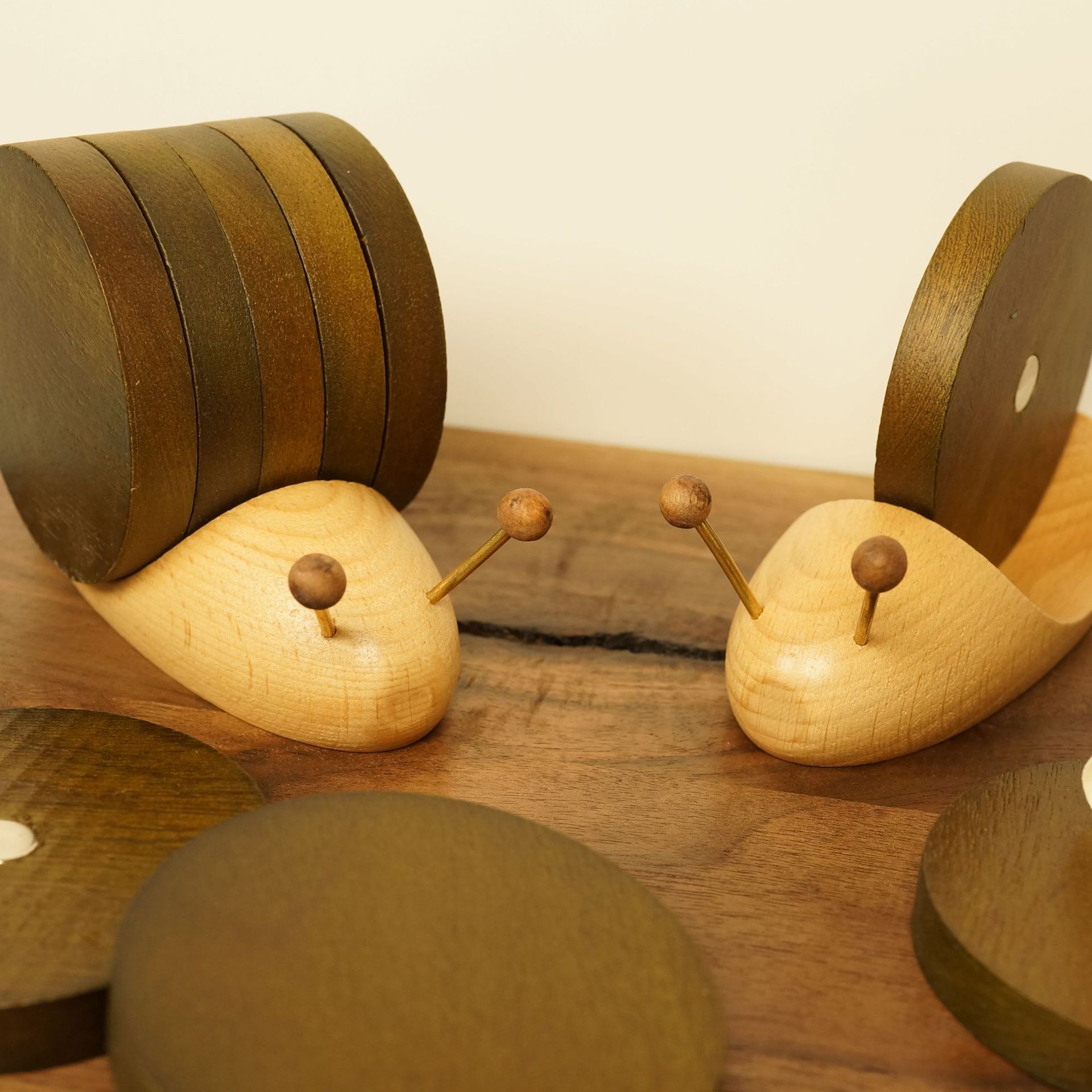Caracol de dibujos animados madera maciza posavasos creativo regalo hogar té posavasos de café montaña antideslizante de calor