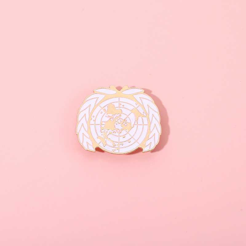 European and American Earth Brooch Geometric Creative Wheat Sustainability Logo Metal Badge Pin Clothing Collar Pin