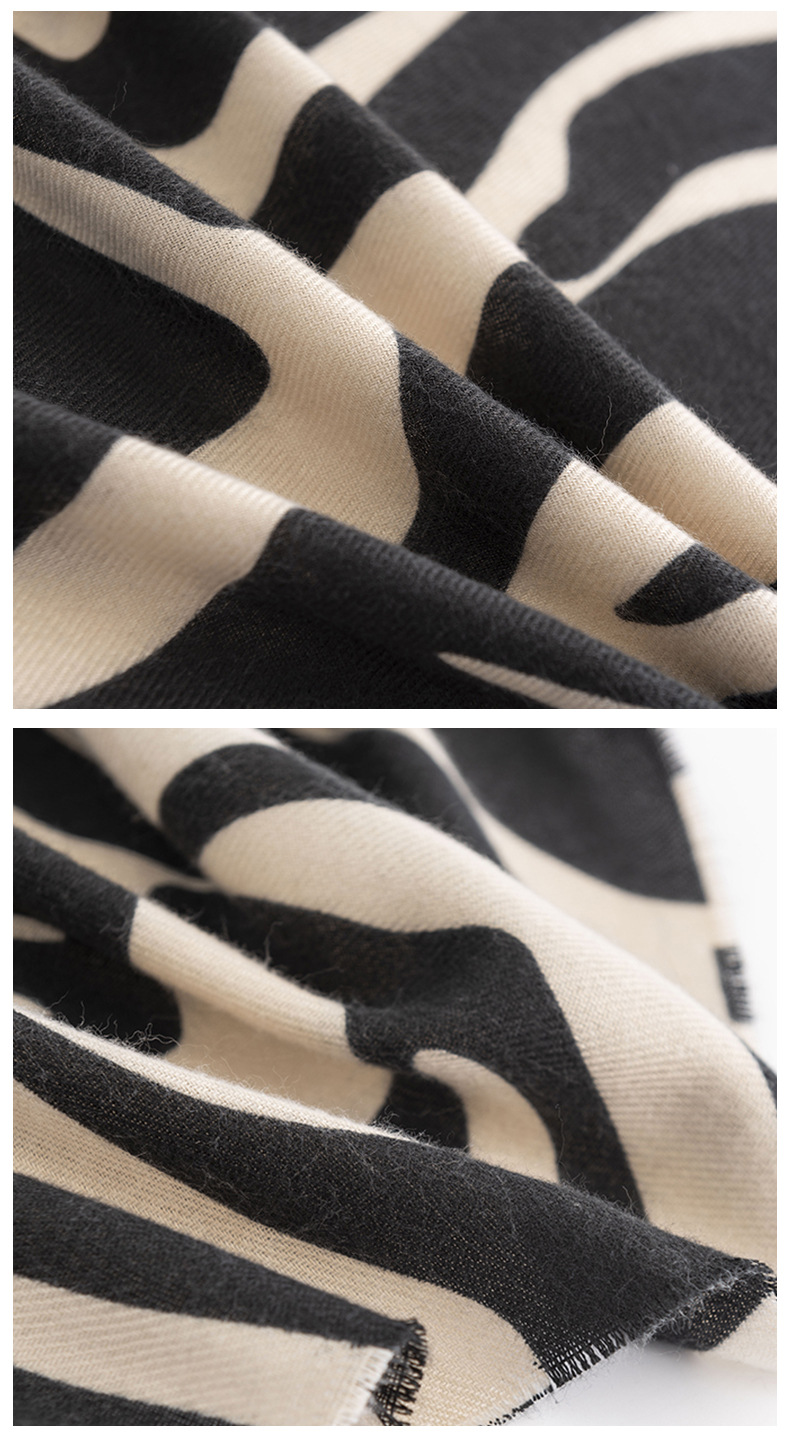 Women's Elegant Zebra Polyester Printing Scarf display picture 2