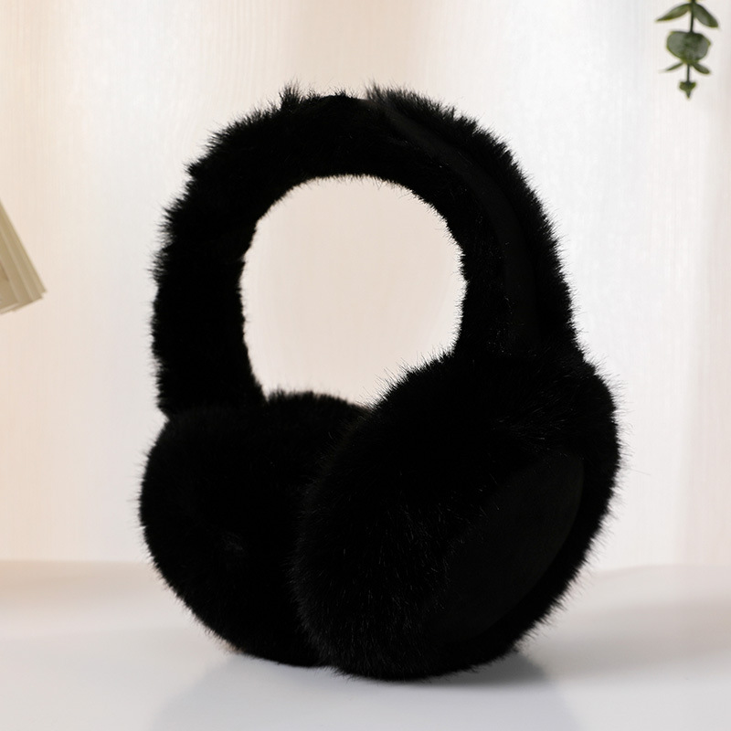 純色の耳カバーの男性は冬に保温を厚くして、耳を保護します。