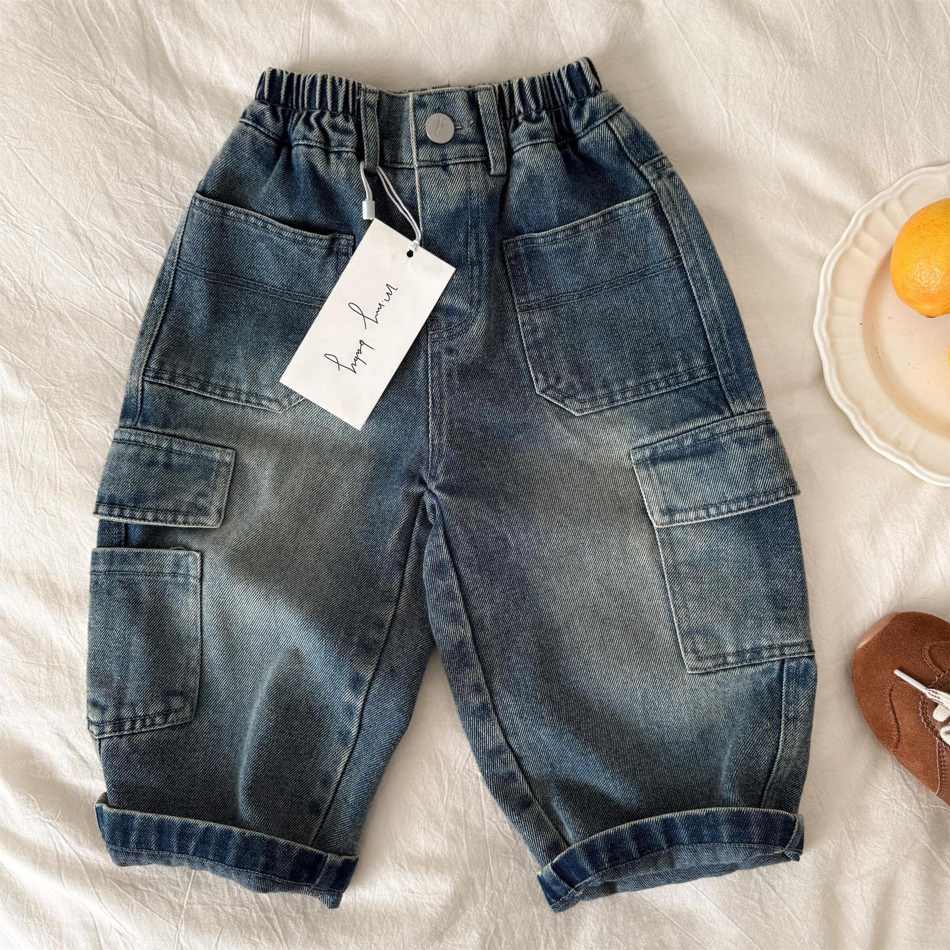 Pantalones largos infantiles primavera 2025, nuevos jeans unisex de color sólido con bolsillos, pantalones cargo rectos para bebé