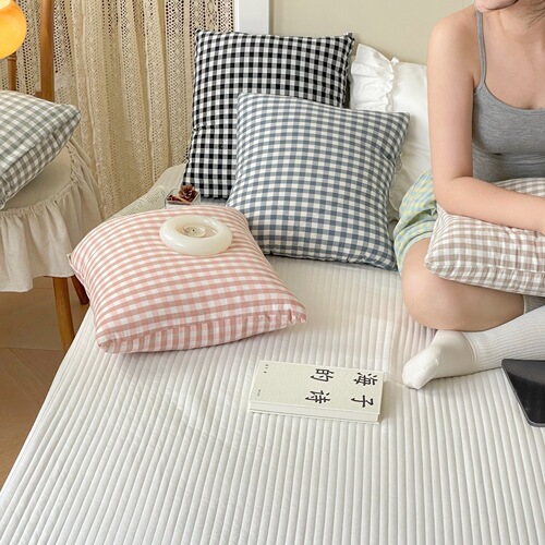 Cushion and Blanket Dual-Purpose 2-in-1 Pillow Winter Office Wearable Nap Blanket Car Cushion Autumn and Winter Air Conditioning