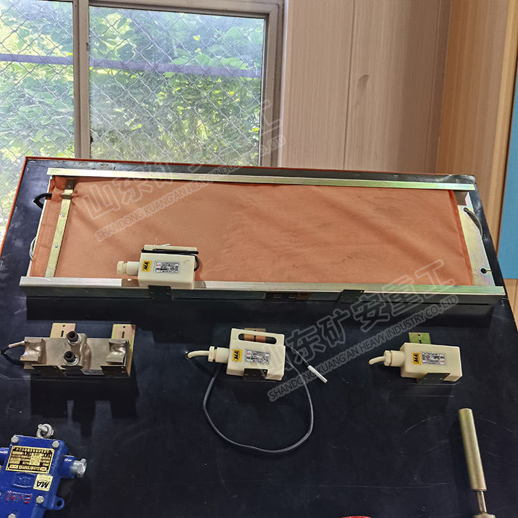 现货供应GVD1200撕裂传感器 带式输送机保护装置用纵向撕裂传感器