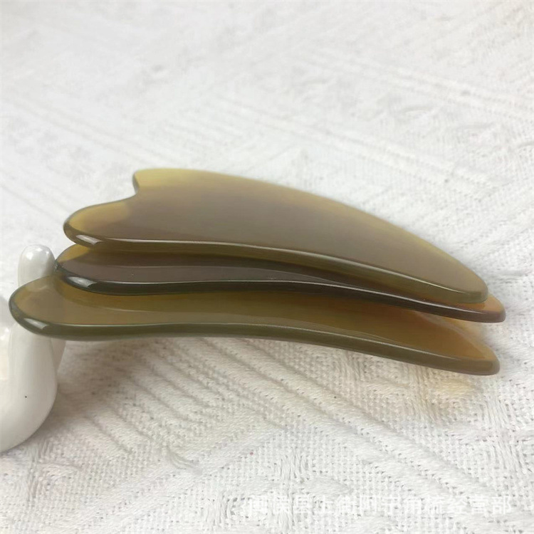 Horn Gua Sha Board Dolphin Shape Scraping Massage Tool 9.5 x 5.5 cm for Meridian Care and Facial Beauty key features