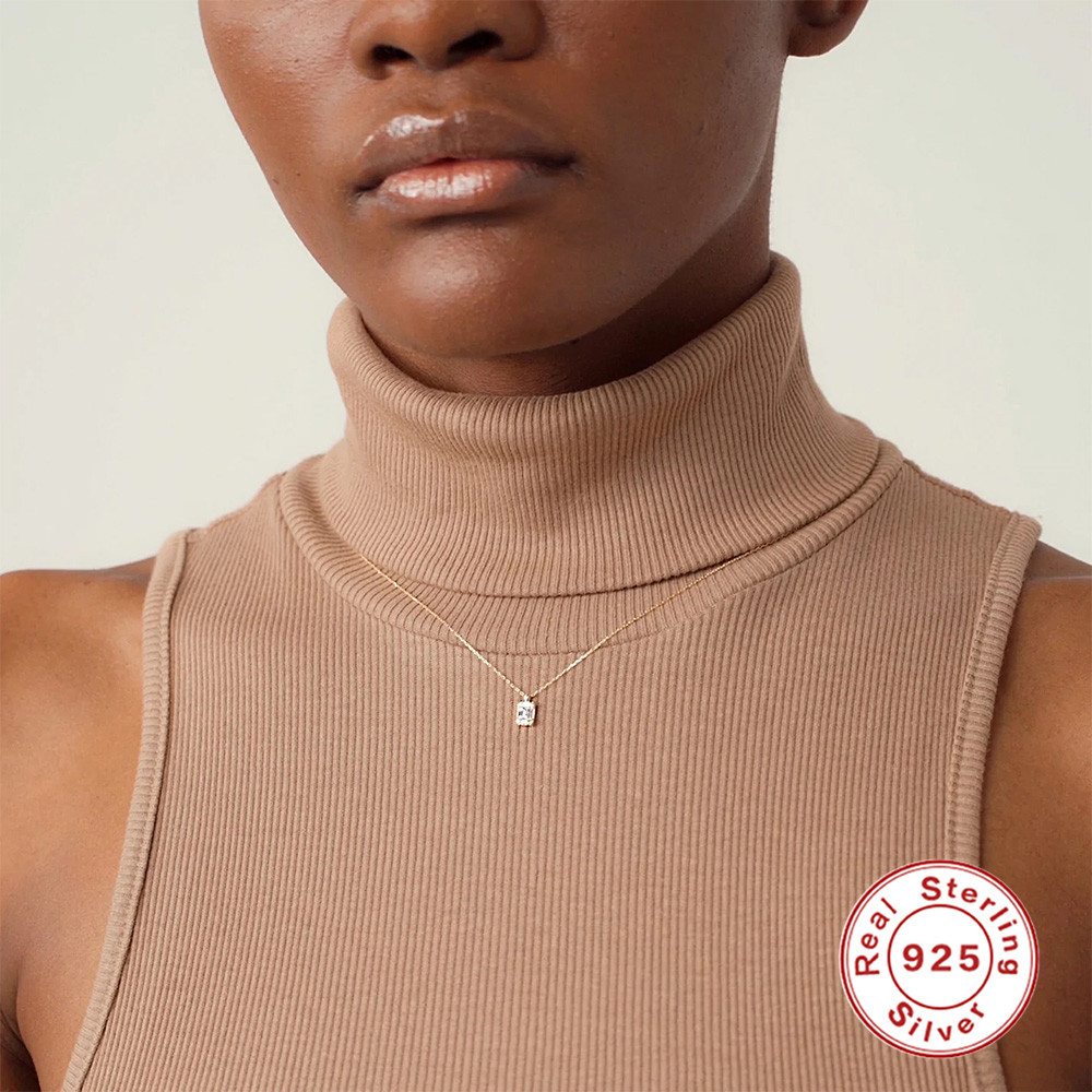 925 plata de ley moda simple estilo ins etiqueta cuadrada con incrustaciones de diamantes temperamento de moda damas collar de clavícula estilo de lujo ligero