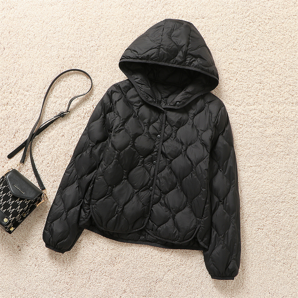 Nuevo cross-border ligero encapuchado otoño y invierno calabaza corta plumón chaqueta exterior mujer calentamiento suelto chaqueta clásica universal