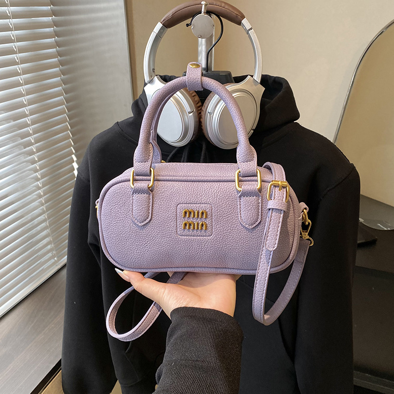 Bolsa de bolos retrógrada 2026 nueva moda ligera de lujo bolso cuadrado bolso de hombro universal