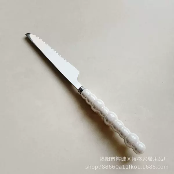 White steak knife