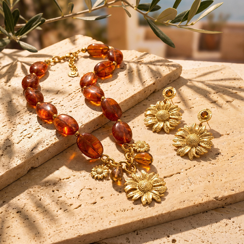 TENA Europa y América Joyas transfronterizas simple retro cristal colgante de sol collar de titanio acero no decoloración joyas mujeres