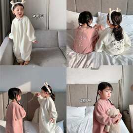 春秋新款儿童摇粒绒连体衣哈衣男童宝宝杨梅绒防踢服睡衣女童睡袋