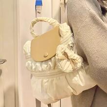 ��ɫ�~��녶��p���Ů�WԺ�LС����У�@ͨ�����б����ɐ����ð���