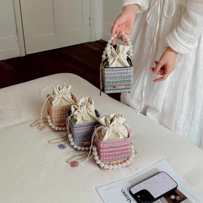 Summer 2026 New Style Casual and Elegant Minimalist Pearl Chain Crossbody Handbag-Shaped Small Square Women's Bag Summer 2026 New Style Casual and Elegant Minimalist Pearl Chain Crossbody Handbag-Shaped Small Square Women's Bag