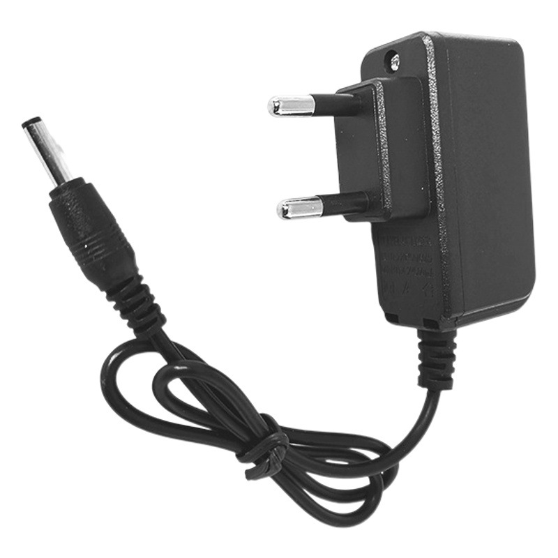 18650 lithium battery charger strong light flashlight direct charge 3.7V 4.2V smart universal headlamp charger