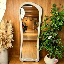 浴室镜;穿衣镜;化妆镜