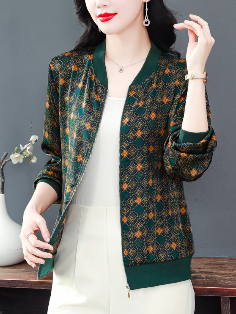 中年妈妈防晒衣女士薄款棒球服短外套春夏季夹克大码宽松休闲上衣