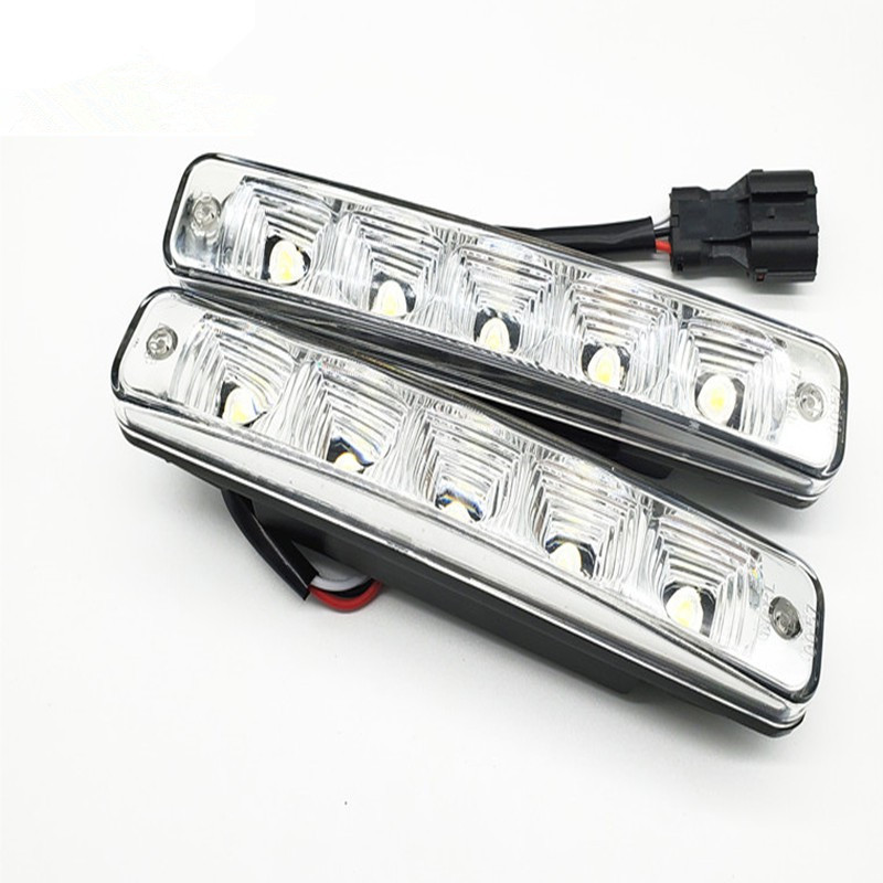 Lámpara diurna LED de automóviles de uso general, lámpara de red impermeable 12V auxiliar, luz blanca, luz de conducción brillante, lámpara de niebla