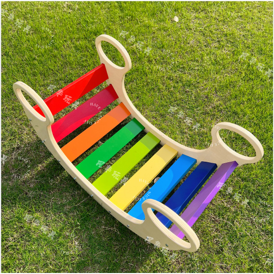 Educación temprana niños educativos de madera multifuncional Arco Iris mecedora equilibrio tablero escalada marco juguete interactivo jardín de infantes