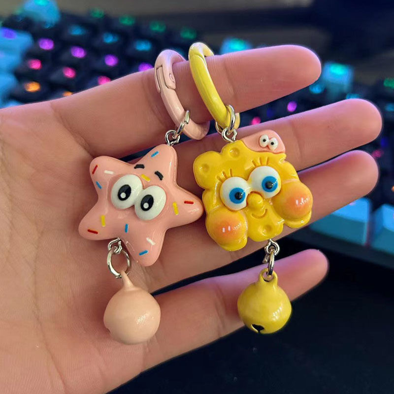 インターネット有名人のカップルスポンジボブパイクスターキーホルダー漫画のイメージかわいい学生カップルベビーペンダントアクセサリー|undefined