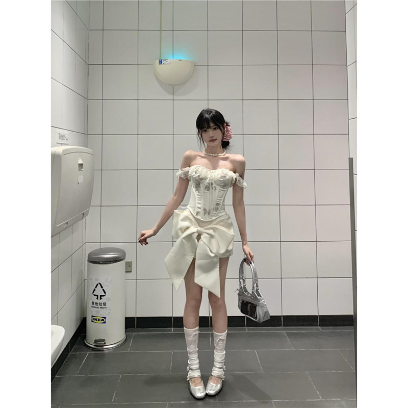 法式新款纯欲名媛精致蕾丝一字肩设计上衣显瘦蝴蝶结半身裙两件套|undefined