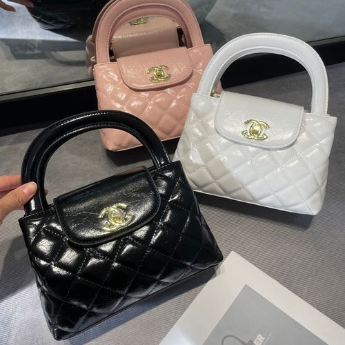 Diamond-Chain Handbag with Chanel Style Shoulder Bag, 2024 Spring New Fashion Niche High-End Crossbody Bag