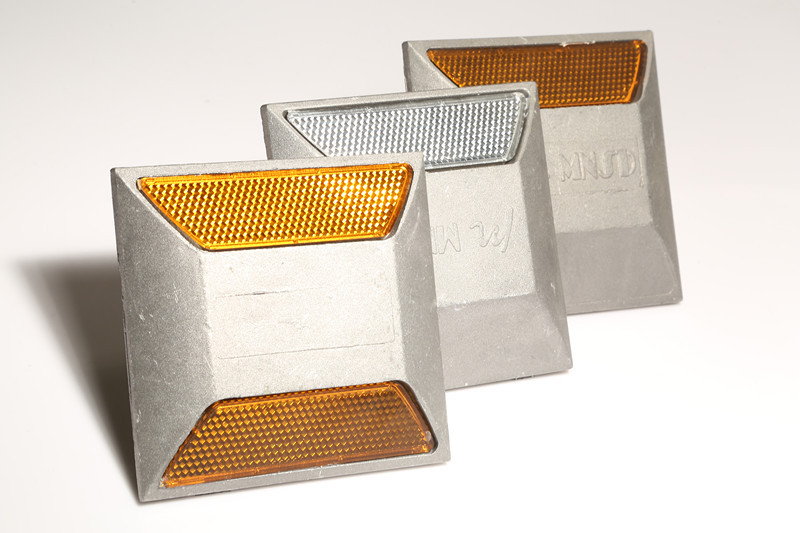 铝道钉 铸铝道钉 道钉 43玻璃珠道钉 反光道钉 10cm