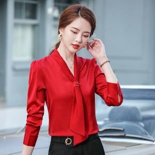�h����ɫ�r��Ů������ᾄ�������I�b���|�r��ѩ���L����r����