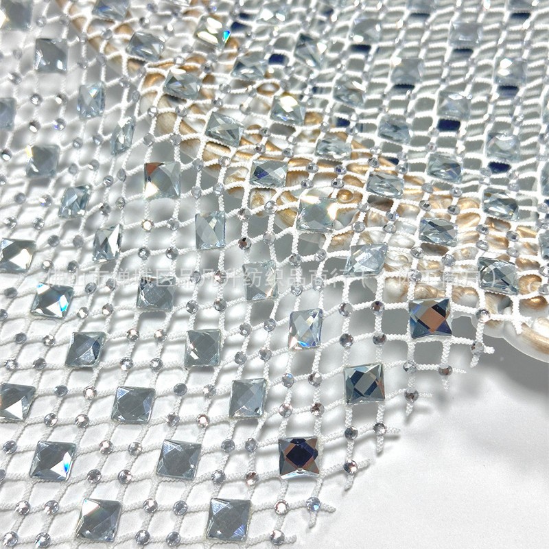 Fábrica de nuevo punto de Europa y Estados Unidos ropa de mujer transfronteriza celebridad vientos de moda chaqueta de diamante trenco conjunto de tela