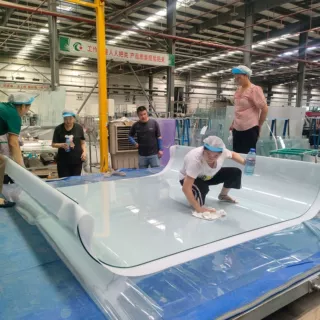 三层夹胶8+8+8热弯干夹商场成都工厂承接工程订单定制玻璃弧形
