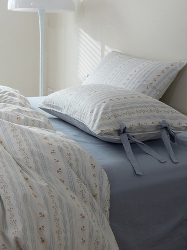 Original ins small cherry belt strap four-piece set pure cotton 1.5m meter quilt cover bed sheet dormitory three-piece set