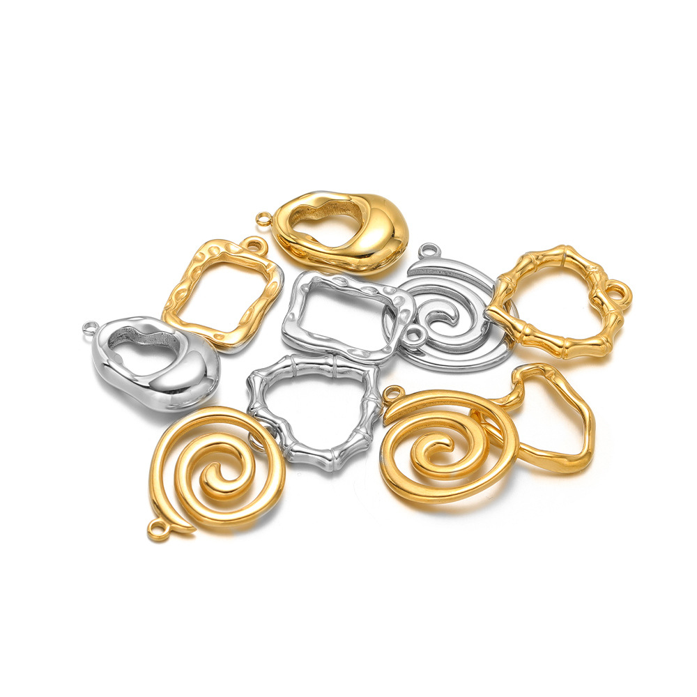 Diameter 20mm Jewelry Making Size DIY Jewelry Accessories Classification 5 PCS/Package Quantity 5 PCS/Package Diameter 20mm 304 Stainless Steel Heart Shape Spiral Pendant