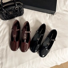 现货秒发！时尚百搭新款小金扣复古圆头T带玛丽珍平底鞋女单鞋秋