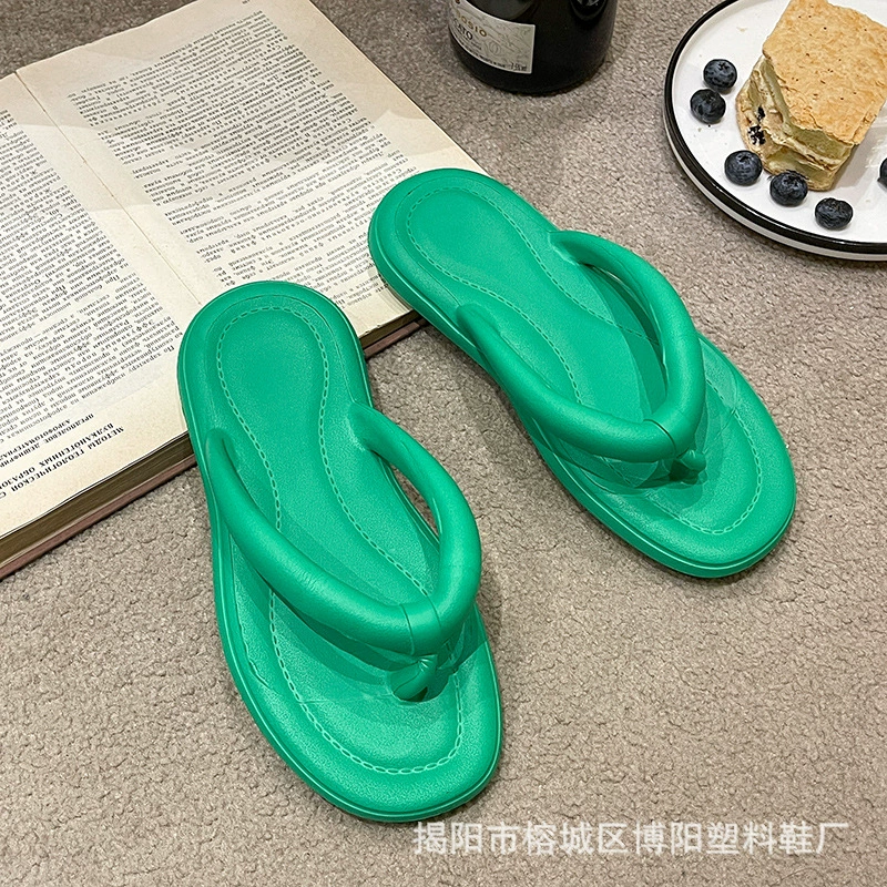 Summer flip flops, universal beach slippers, simple and elegant design