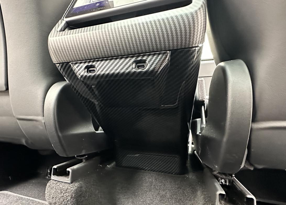 Suitable for Tesla's 25 Model Y Updated Versions: Center Control Panel, Glass Panel, Rear Anti-Kick Protection, Steering Wheel