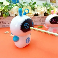 Children's stationery cartoon astronaut hand-crank pencil sharpener pencil sharpener for primary school students wholesale