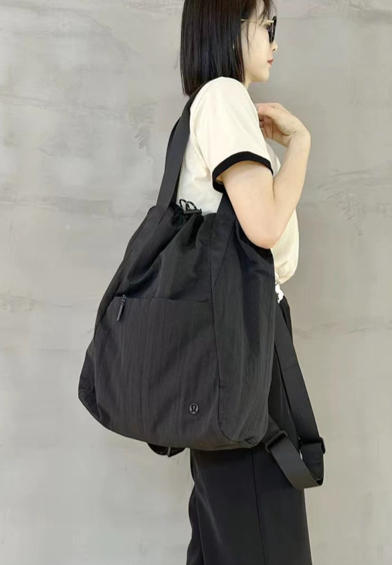 Unisex Waterproof Nylon Shoulder Backpack For Daily Commuting_voghion.com