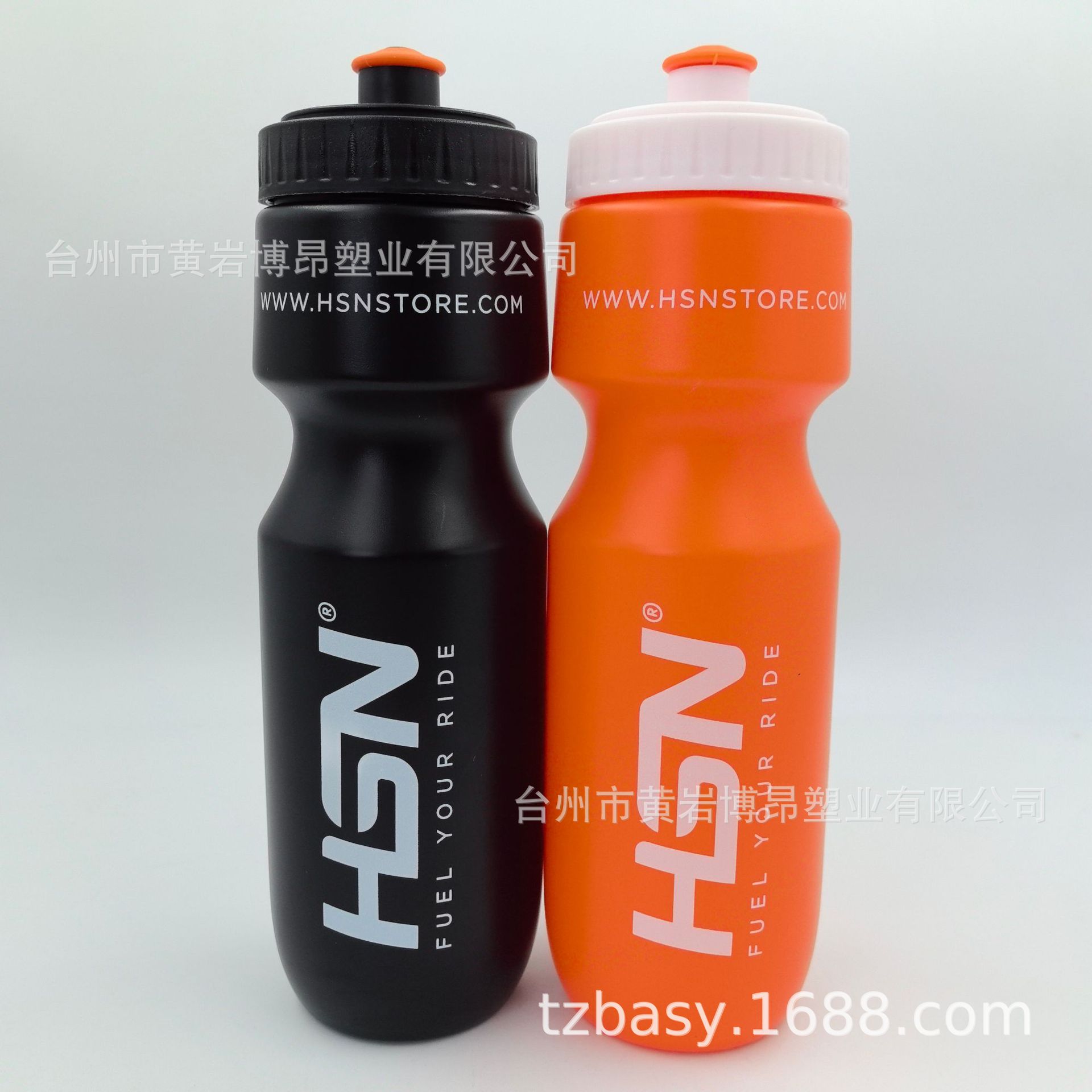 欧美市场700ml运动水壶塑料水杯PE运动水壶自行车环保健身水杯