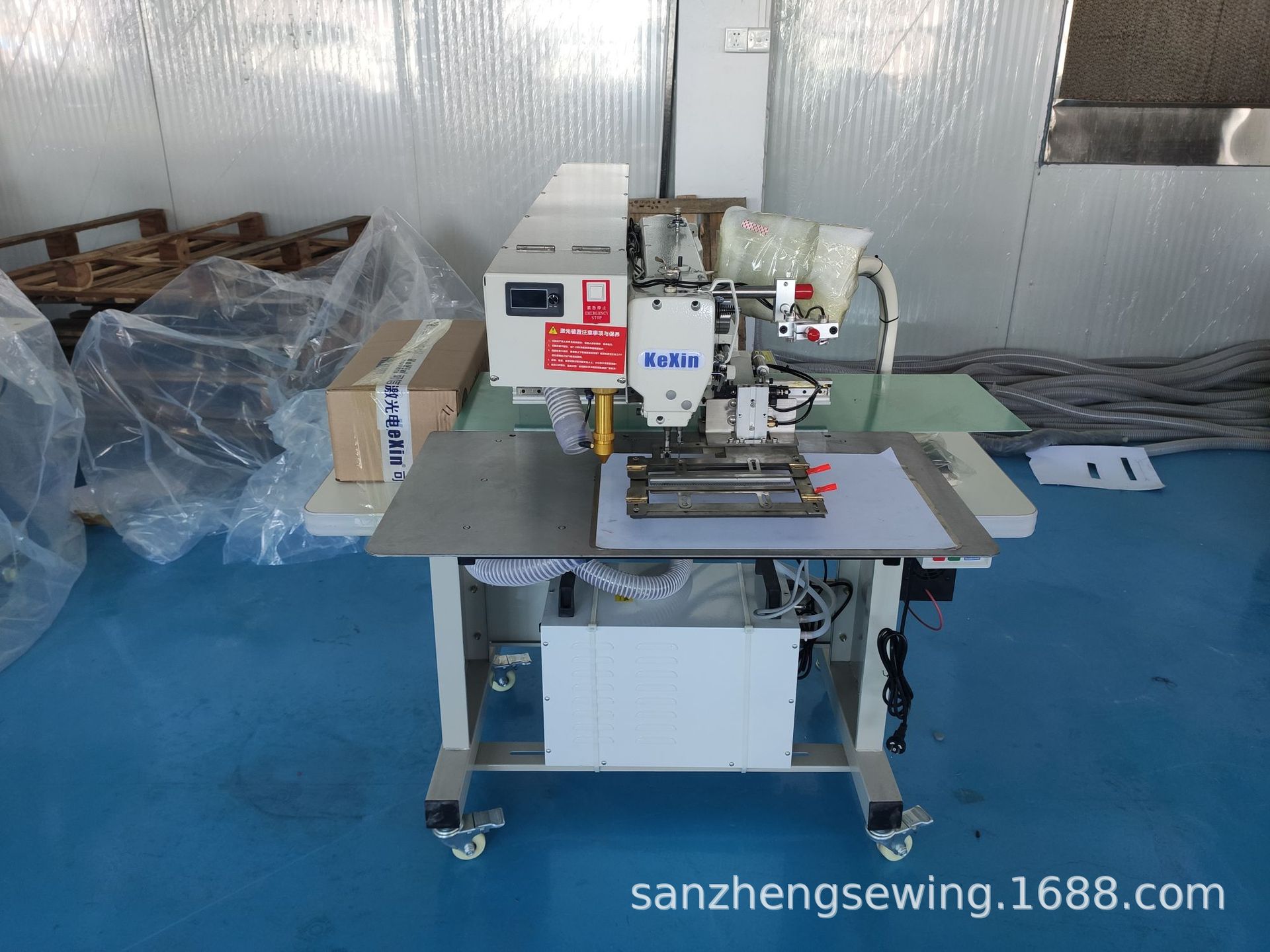 Fabricantes de suministro directo máquina de apertura de bolsas láser de computadora máquina de apertura de bolsas láser de ropa máquina de apertura de bolsas de equipos de trajes máquina de apertura de bolsas