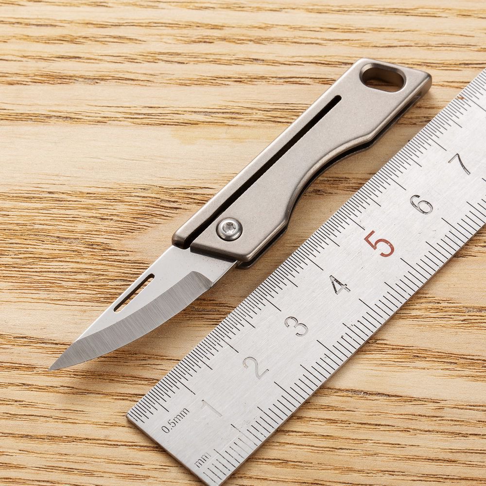 钛合金迷你折刀高硬度D2钢锋利小刀随身钥匙扣挂件拆快递开箱小刀