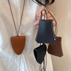 2025 新しいホルターネック磁気スナップメガネクリップネックレス女性のニッチアウトドア旅行ポータブル収納セーターチェーン