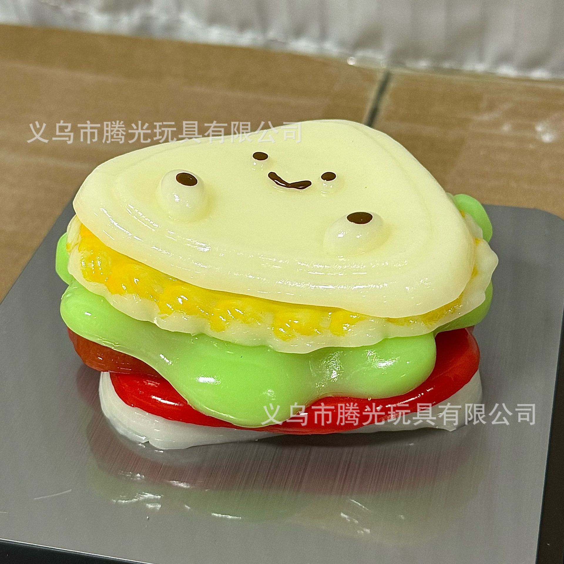 두꺼운 샌드위치