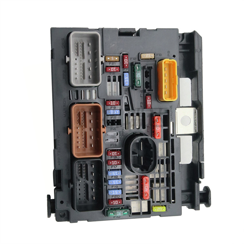 Caja de fusibles 9809742880 para Renault Peugeot Citroën 307 Sega Triumph 408