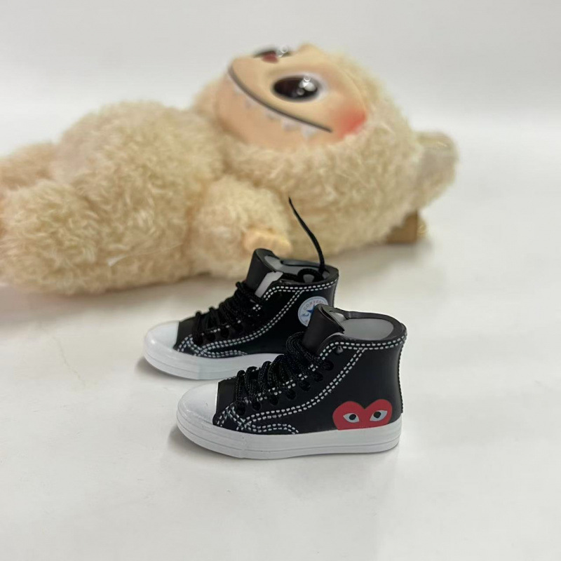 LABUBU Zapatos Rabu Ropa de bebé 17cm felpa vinilo bolso de muñeca colgante para zapatos desnudos caja ciega